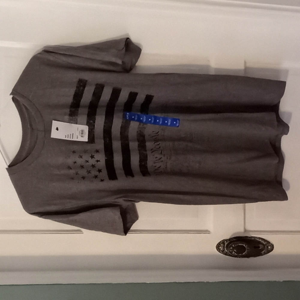 Mens T-shirt size M
